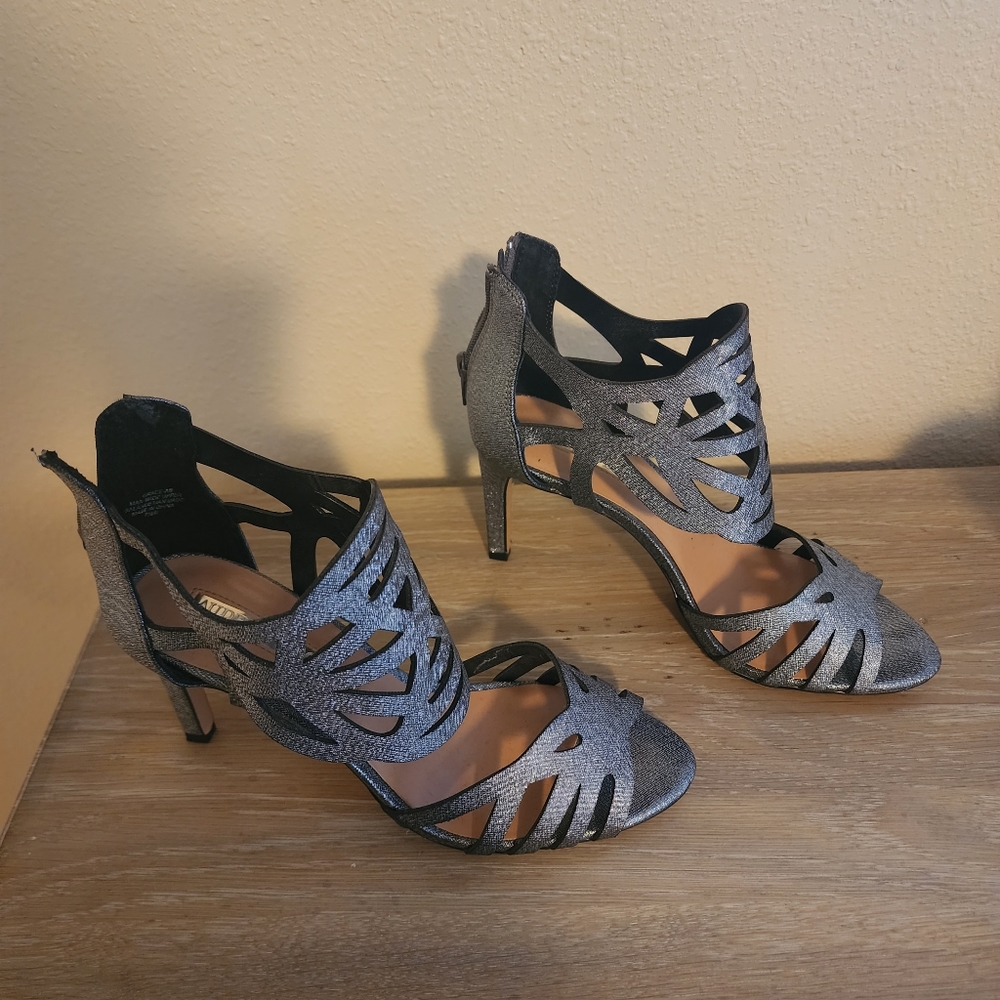 Audrey Brooke metallic Silver Ankle Strap Heels